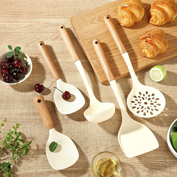 Kitchenware
